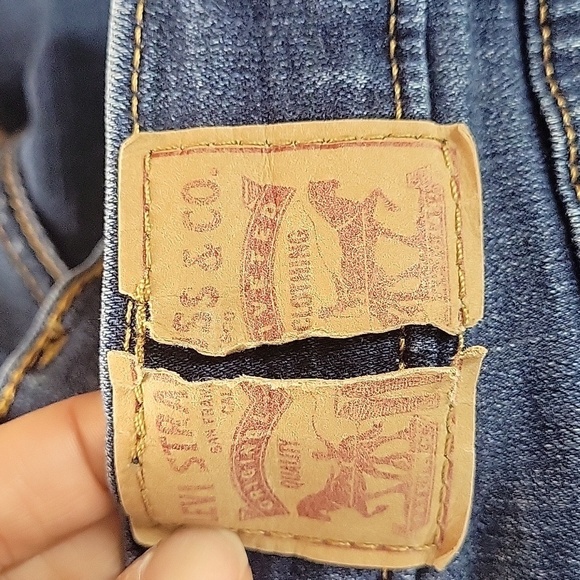 Levi's Mid Rise Straight Leg Jeans size 14 - Picture 6 of 9